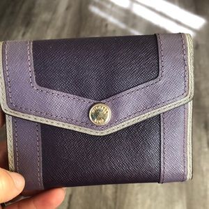 Beautiful Michael Kors pocket wallet